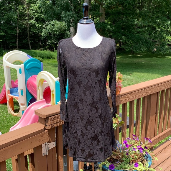 Show Me Your MuMu Witcher Dress Black Falling Lace - Picture 3 of 8